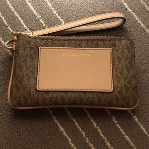 Michael Kors wristlet